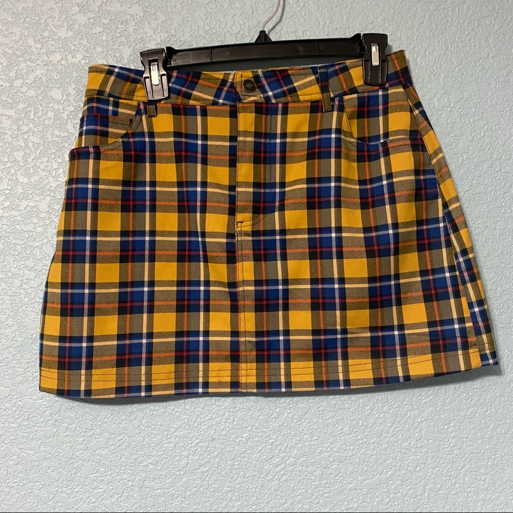 Forever 21 yellow plaid mini skirt size large